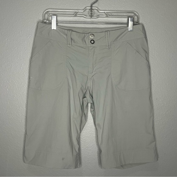 Arc’teryx Outdoor Shorts Women 8 Gray Nylon Bermuda Chino Hiking Stretch Logo - Picture 1 of 9